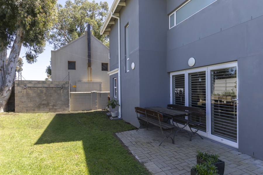 3 Bedroom Property for Sale in Jamestown Western Cape